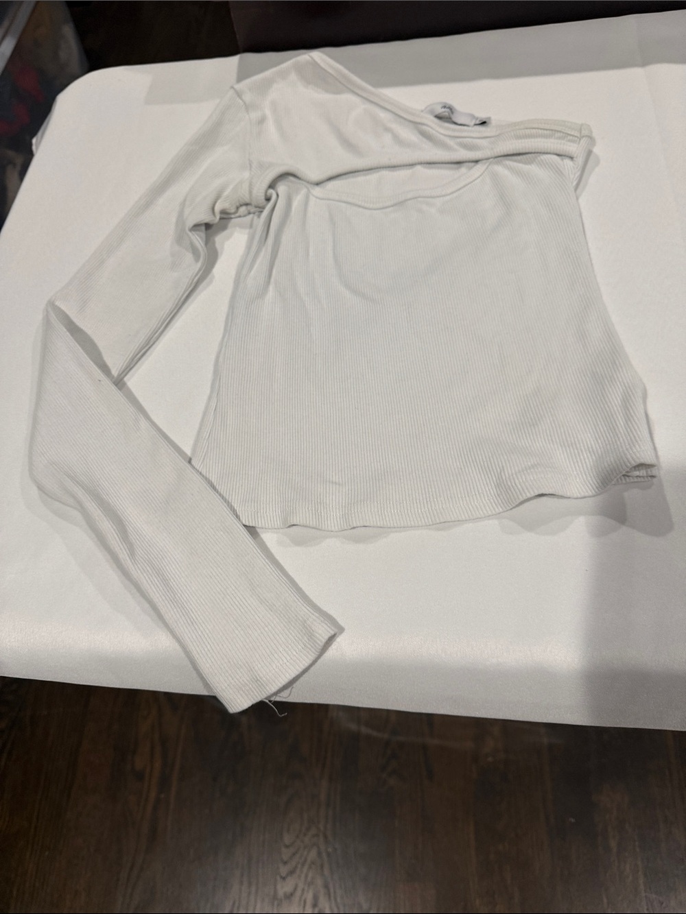 Adika White Ribbed One-Shoulder Long Sleeve Top